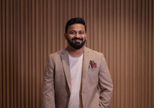 Niveshaay leads ₹325 crore funding round in Waaree Energy Storage Systems
